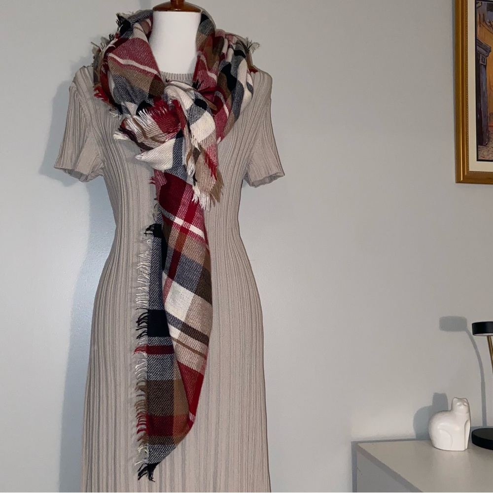 Plaid oversized scarf 🧣